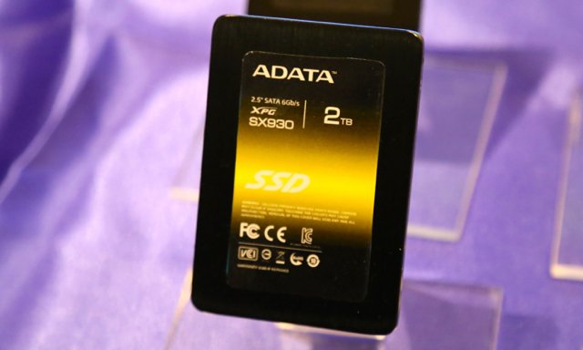 CES 2014:   DDR4    ADATA